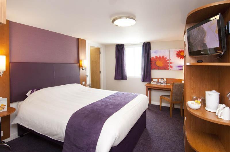 Premier Inn Coventry East Exterior foto